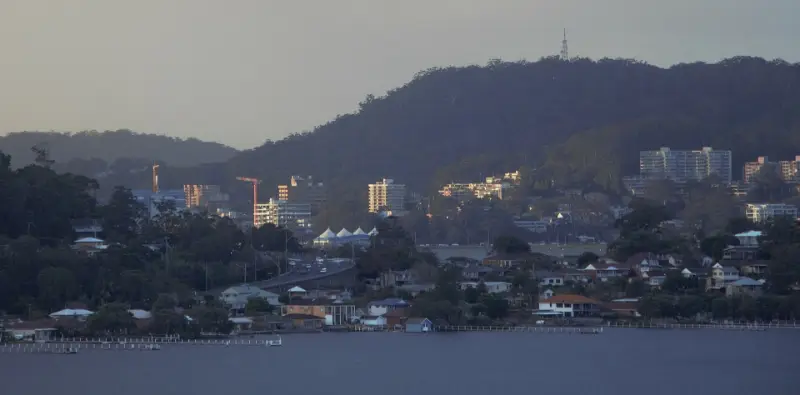 Gosford city and Presidents Hill at dusk